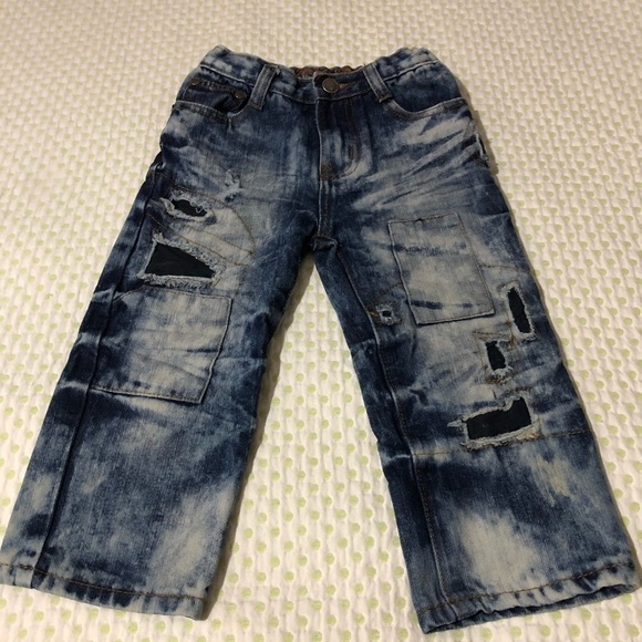 DENIM & RIVETS BOYS SIZE 3T DISTRESSED JEANS - Picture 2 of 13